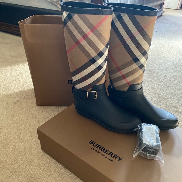 Burberry Shoes - Tall Burberry rain boots rarely worn 1 yr old